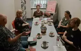 dyskutanci w trakcie dyskusji.