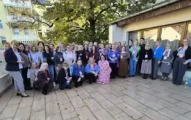 Uczestnicy Lubuskiego BiblioLabu na tarasie Biblioteki Pedagogicznej