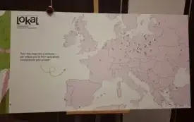 Kontur mapy z zaznaczeniami.