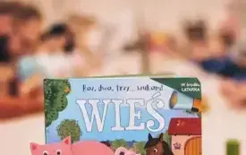 Praca plastyczna przedstawiająca świnkę.