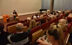 Spotkanie z Krystyną Czub&oacute;wną.