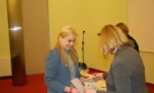 wręczanie nagrody zwycięzcy