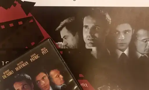 Plakat promujący spotkanie z informacjami organizacyjnymi, kadrem z filmu i schematem kamery