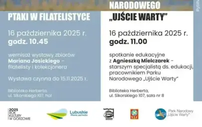  Plakat promujący wernisaż wystawy i spotkanie edukacyjne. Na zdjęciu widoczna fotografia lecącej rybitwy białowąsej, autorstwa O. Betańskiej. Tło plakatu jest jasnoniebieskie. Widnieje na nim informacja o wydarzeniach: Wojewódzka i Miejska Biblioteka Pub