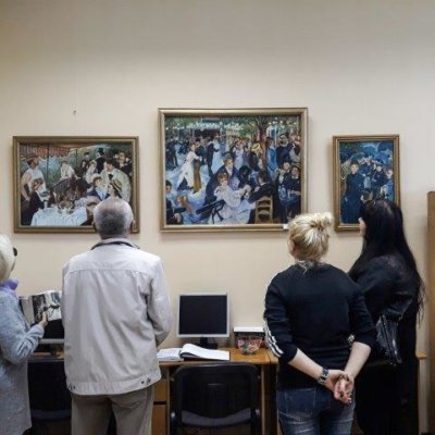 Od 8 października br. w Filii nr 14 oglądać można wystawę malarstwa Barbary Zann zatytułowaną „Co pan na to, Monsieur Renoir".
