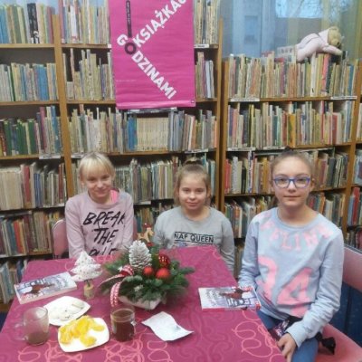W poniedziałkowe popołudnie 10 grudnia 2018 r. w Filii nr 14 w Gorzowie Wielkopolskim miało miejsce spotkanie Dyskusyjnego Klubu Książki dla młodzieży.