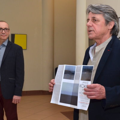 W ostatni czwartek, 25 kwietnia 2019, na II piętrze Galerii „Pod Kopułą” odbył się wernisaż wystawy „Poza Horyzont” kaliskiego artysty-malarza Janusza Kokota.