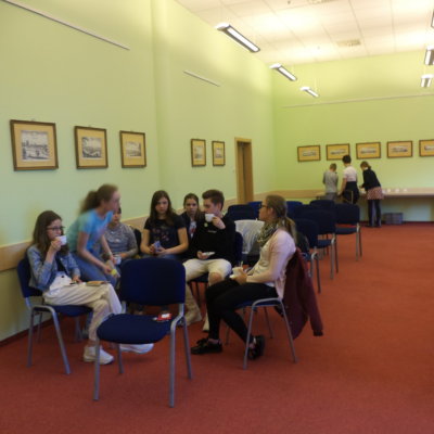W dniu 27 maja br. w lekcji (grze) mobilnej „Herbatka u Herberta” udział wzięła młodzież VII klasy z Katolickiego Stowarzyszenia Wychowawców w Gorzowie Wielkopolskim.
