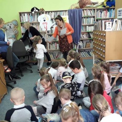 15 maja 2019 roku w Bibliotece Reksia odbyło się rozstrzygnięcie XIII edycji konkursu plastyczno-recytatorskiego pt. „Poeci dzieciom”, w tym roku realizowanego pod hasłem „Wiersze pod psem”