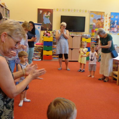 W Bibliotece Pana Kleksa odbyło się uroczyste podsumowanie spotkań edukacyjnych z cyklu "Od zabawy i słuchania do czytania".