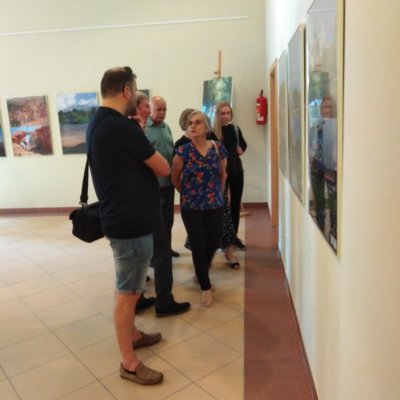 7 czerwca 2019 r. w Galerii „Pod Kopułą” odbył się wernisaż wystawy fotografii Grzegorza Milewskiego i Adama Skalskiego pt. „Przyroda i miasta USA”.