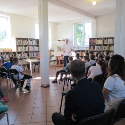 W ramach Dyskusyjnego Klubu Książki 3 czerwca 2019 r. strzelecka biblioteka gościła pisarza Kazimierza Szymeczko.