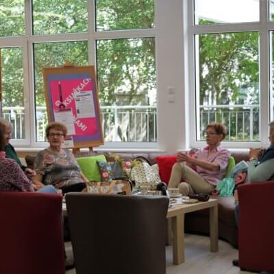 Na majowym spotkaniu Dyskusyjnego Klubu Książki, które odbyło się 29 maja 2019 r. w bibliotece słubickiej rozmawiałyśmy o książce Magdaleny Witkiewicz „Pracownia dobrych myśli”.