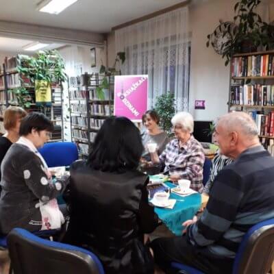 4 października 2019 r. odbyło się comiesięczne spotkanie Klubu DKK w strzeleckiej bibliotece.