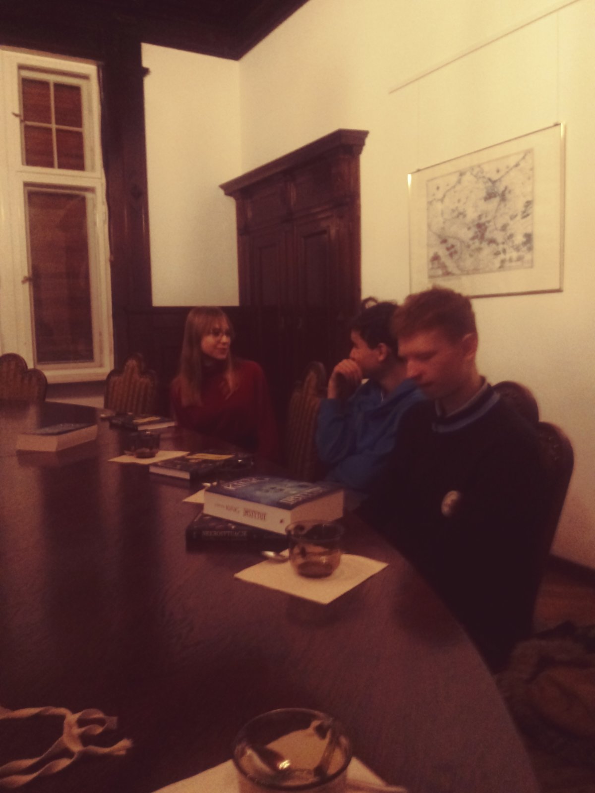 21 listopada o 16.30 w zabytkowej Willi Lehmanna odbyło się kolejne z cyklu spotkań Młodzieżowego Dyskusyjnego Klubu Książki