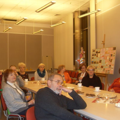 21 listopada 2019 r. odbyło się kolejne spotkanie z cyklu „Z Biblioteką przez Francję” realizowanego przez Bibliotekę Aktywnego Seniora przy Wypożyczalni Głównej i Ośrodek Kultury Francuskiej. Tematem naszego spotkania były tym razem francuskie święta.