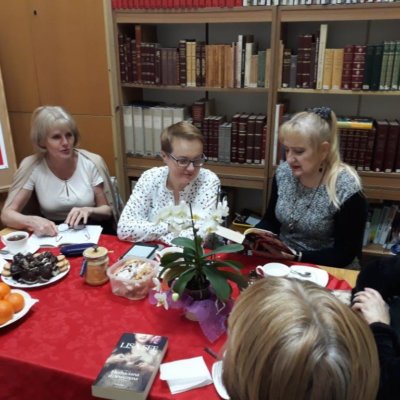 25 lutego 2020 roku w Filii nr 1 odbyło się kolejne spotkanie Dyskusyjnego Klubu Książki. Tematem była „Herbaciana dziewczyna” autorstwa Lisy See.