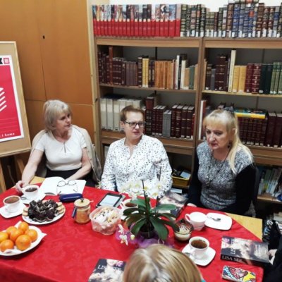 25 lutego 2020 roku w Filii nr 1 odbyło się kolejne spotkanie Dyskusyjnego Klubu Książki. Tematem była „Herbaciana dziewczyna” autorstwa Lisy See.