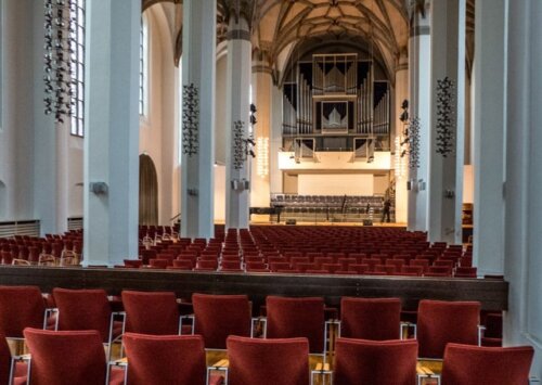 Frankfurt nad Odrą. Dawna kaplica w klasztorze franciszkanów odbudowana po zniszczeniu w 1945 roku jest dziś salą koncertową imienia Carla Philippa Emanuela Bacha,
